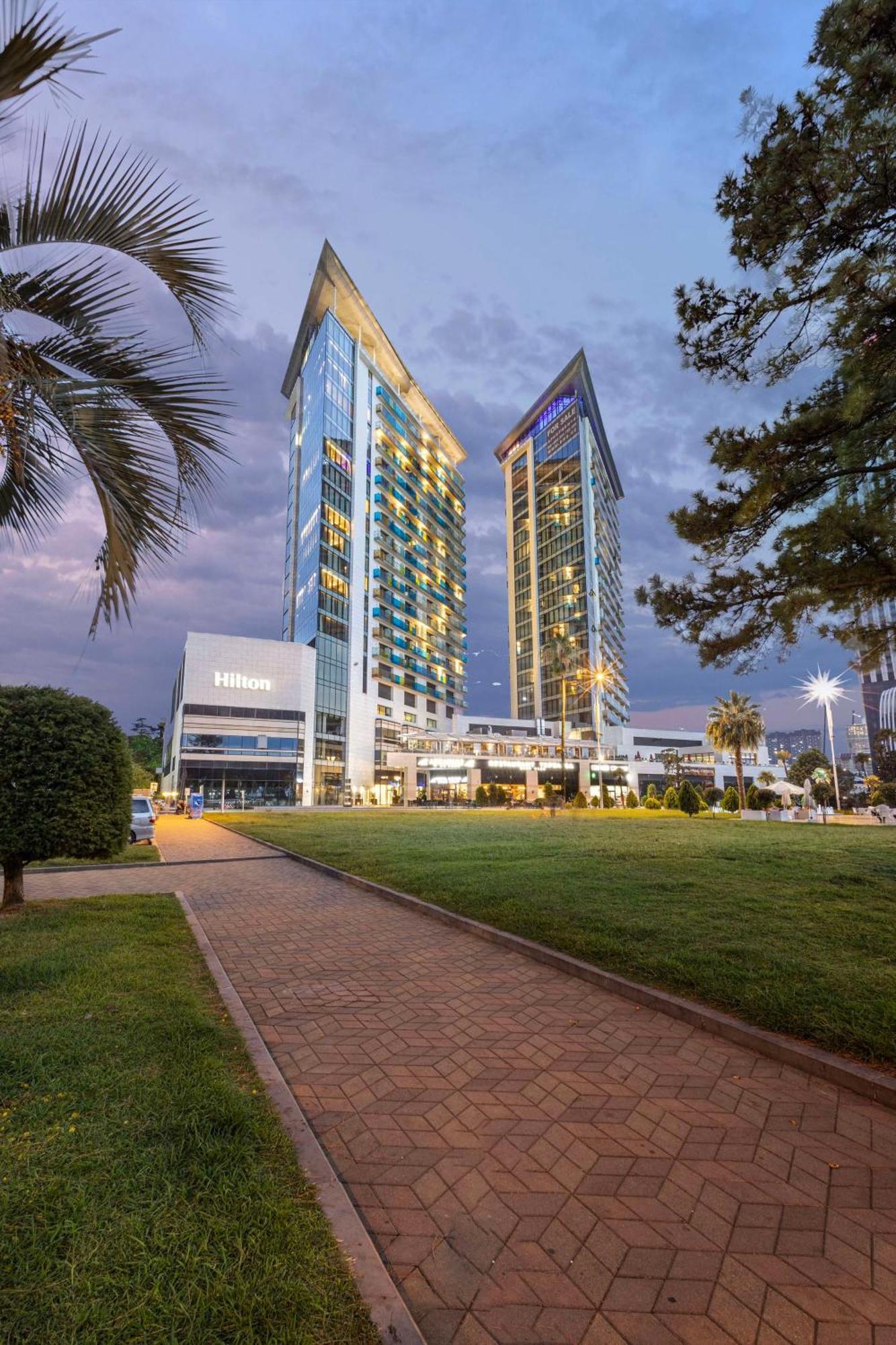 Hotel Hilton Batumi Exterior foto